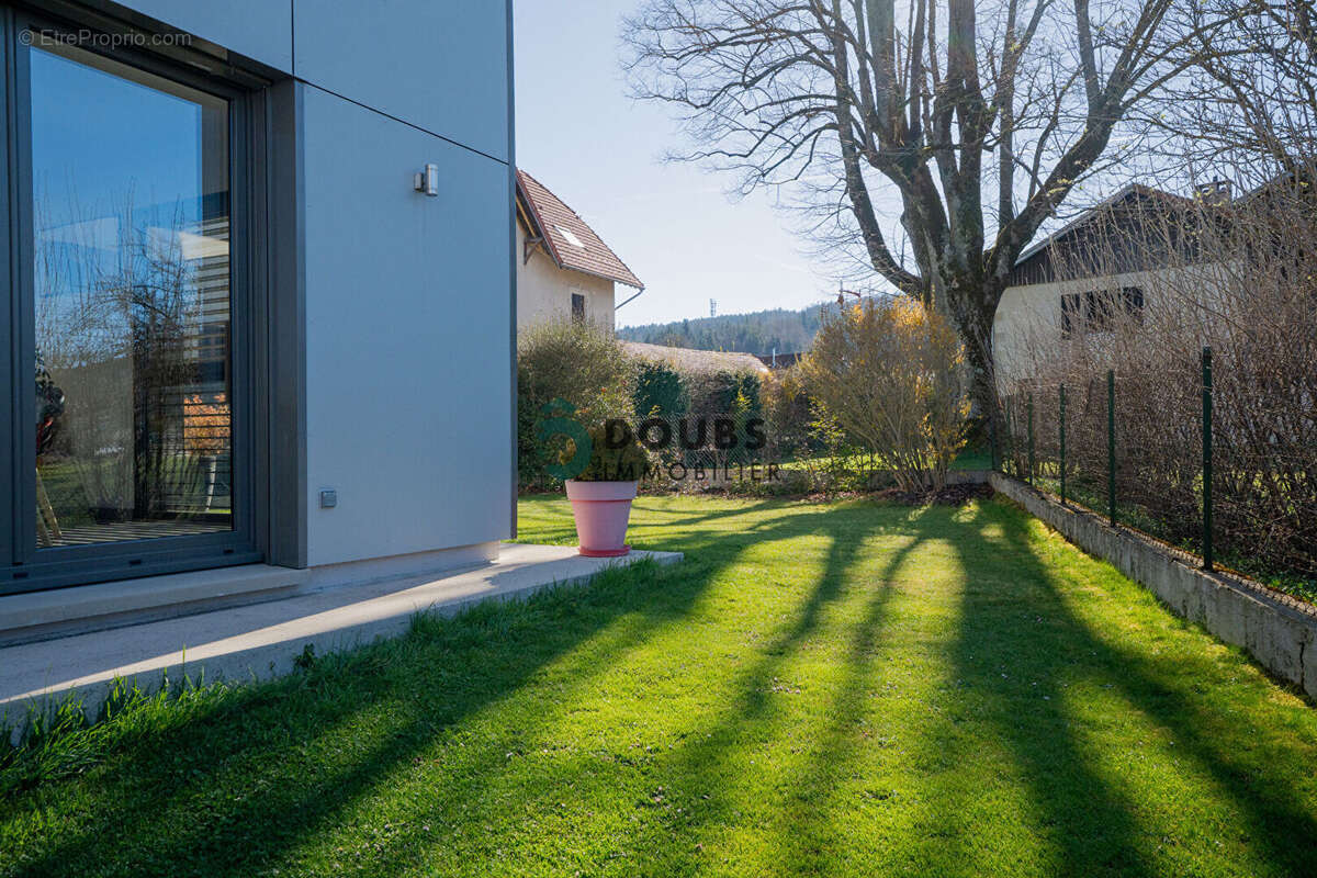 Maison à DAMPRICHARD