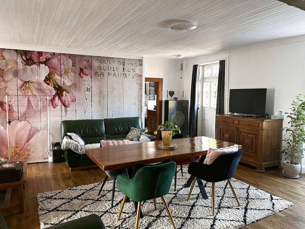 Maison à SAINT-PRIVAT