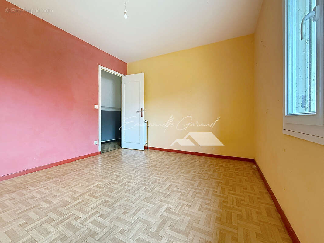 Maison familiale avec garage et grand jardin // Plain-pied - photo 7