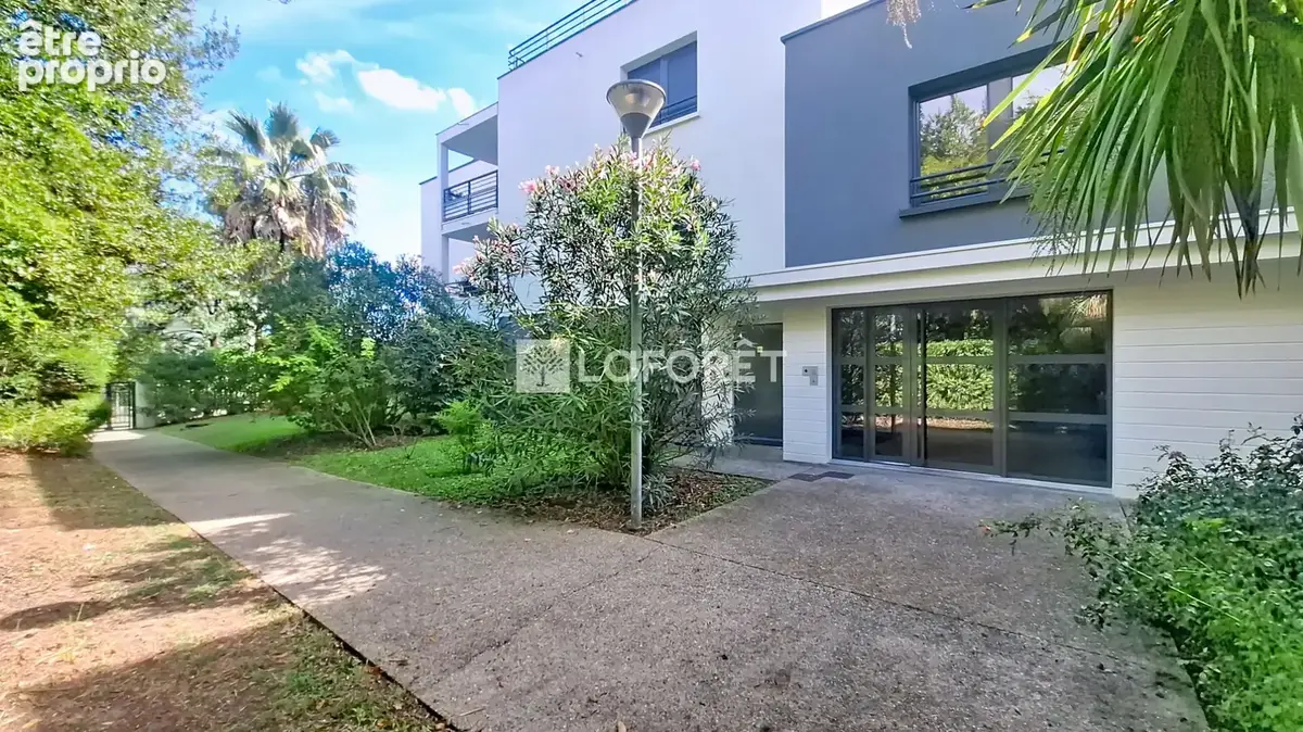 Appartement T2 situé dans petite copropriété récente - photo 1