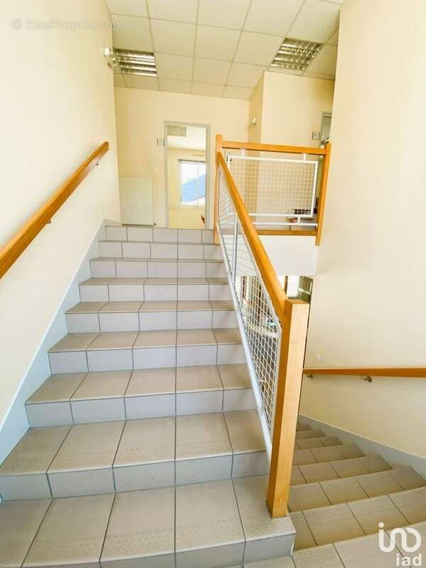 Photo 6 - Commerce à JUGON-LES-LACS