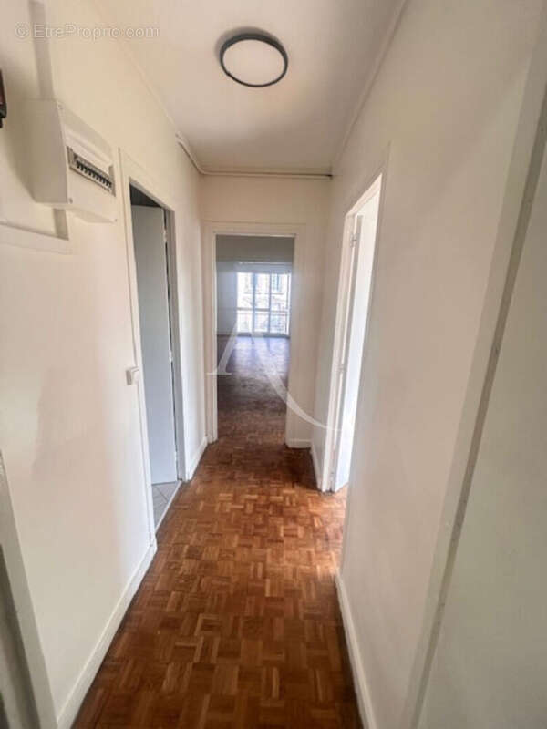 Appartement à LE BOURGET