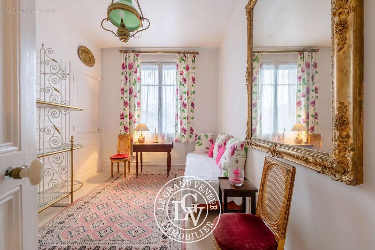 Appartement à FONTAINEBLEAU