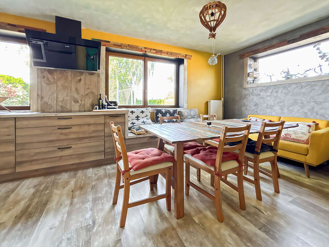 Maison familiale à vendre Saint Malo Secteur Château-Malo 9 pièce(s) 187 m2 proche Ecole - photo 7