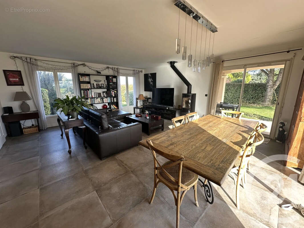 Maison à SAINT-SULPICE-DE-ROYAN