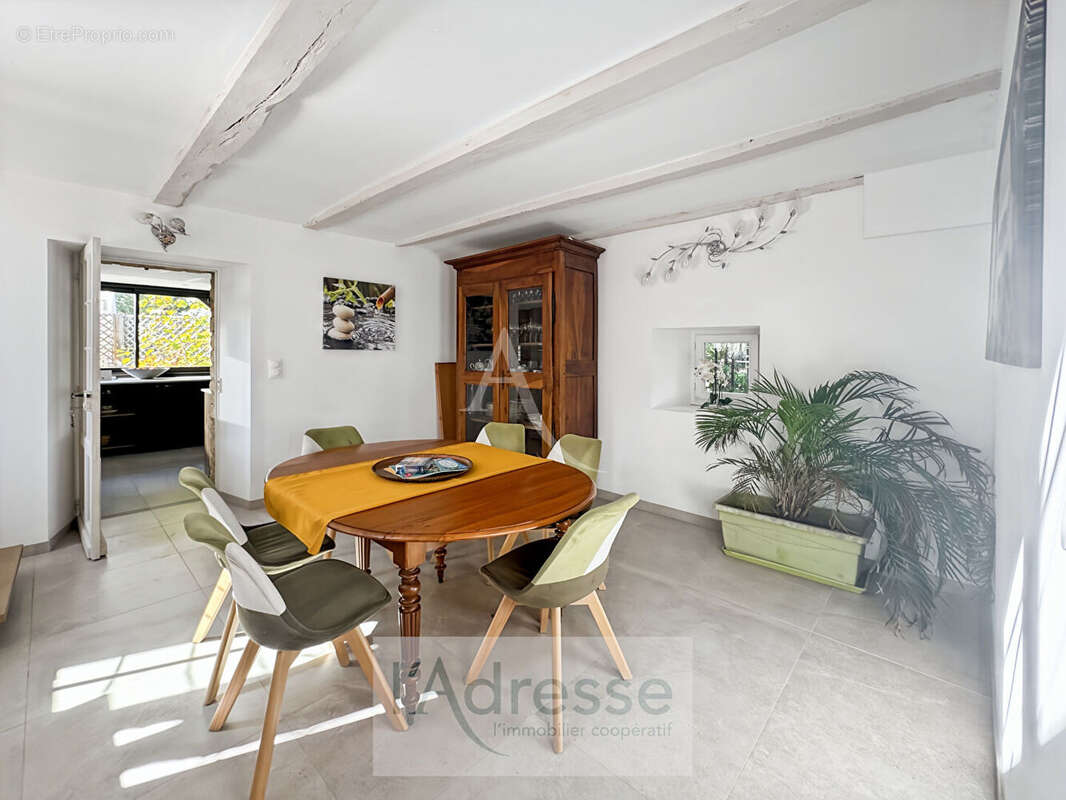 Maison à PRAYSSAC
