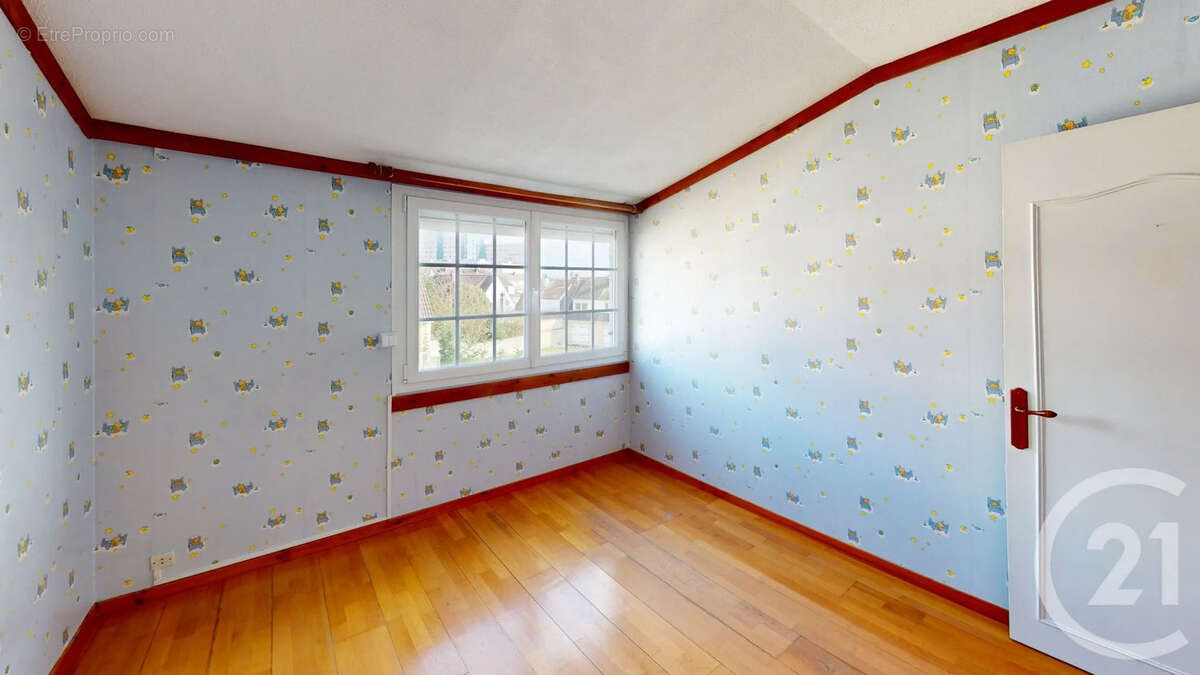 Maison à SAINT-QUENTIN