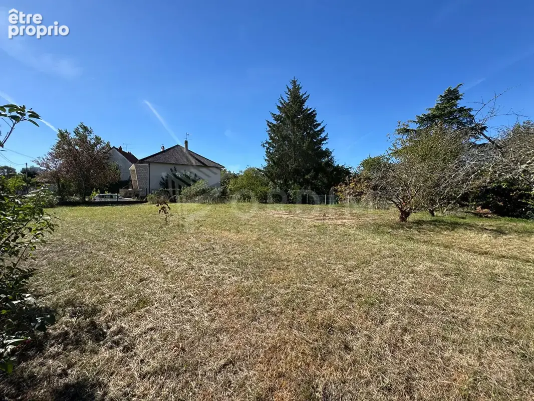 PROCHE COEUR DE VILLE, pavillon deux chambres sur son terrain de 884 m². - photo 15