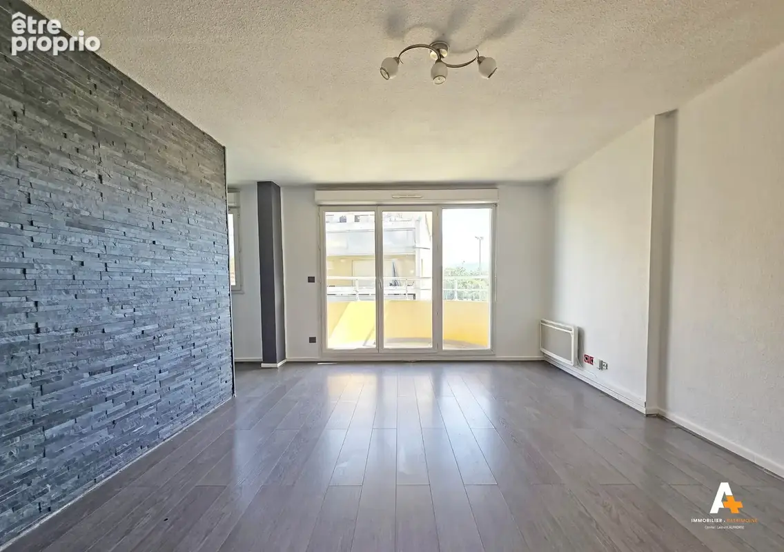 Appartement à MARSEILLE-13E