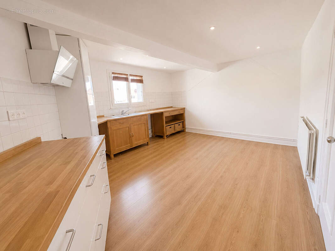 Appartement 116 m² secteur Châteaudun à Clermont-Ferrand - photo 2