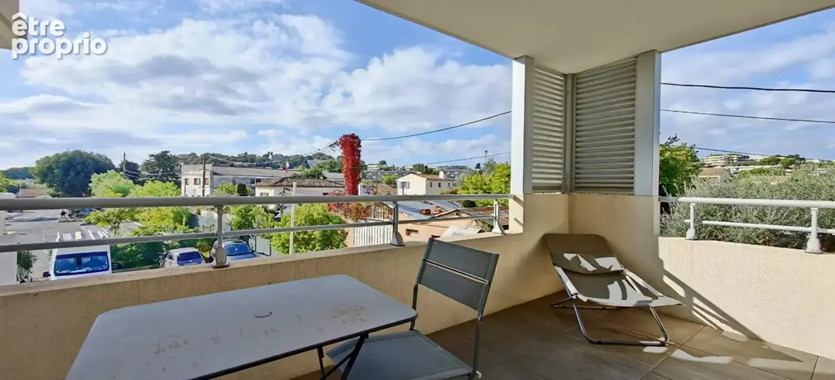 Exclusivité ! Appartement 3 pièces avec 2 parkings belle terrasse calme sans vis a vis - photo 2
