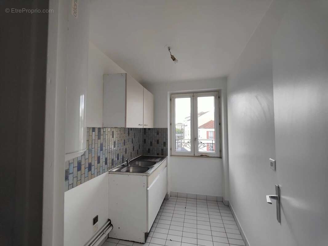 Appartement à CHARENTON-LE-PONT