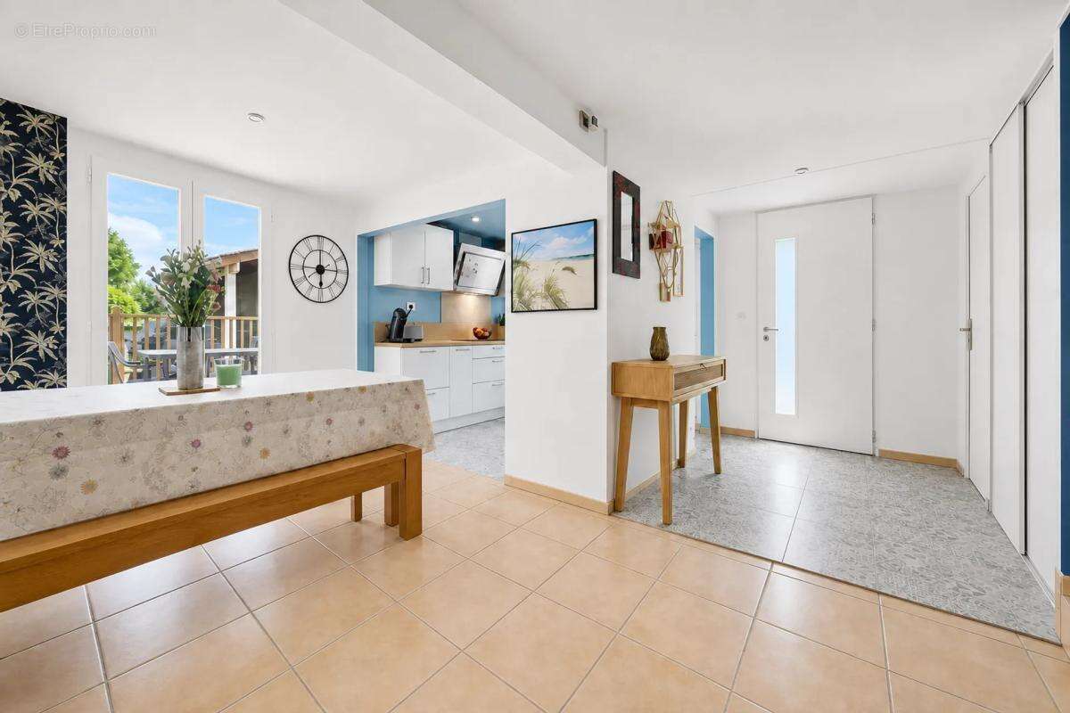 Maison à IZON