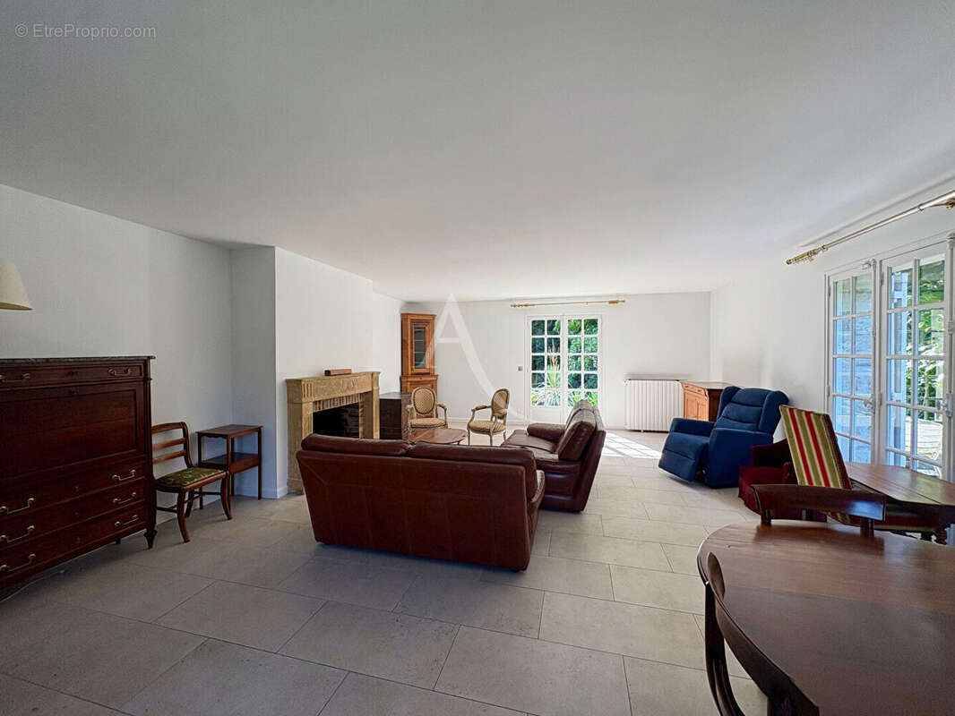 Maison à GIF-SUR-YVETTE