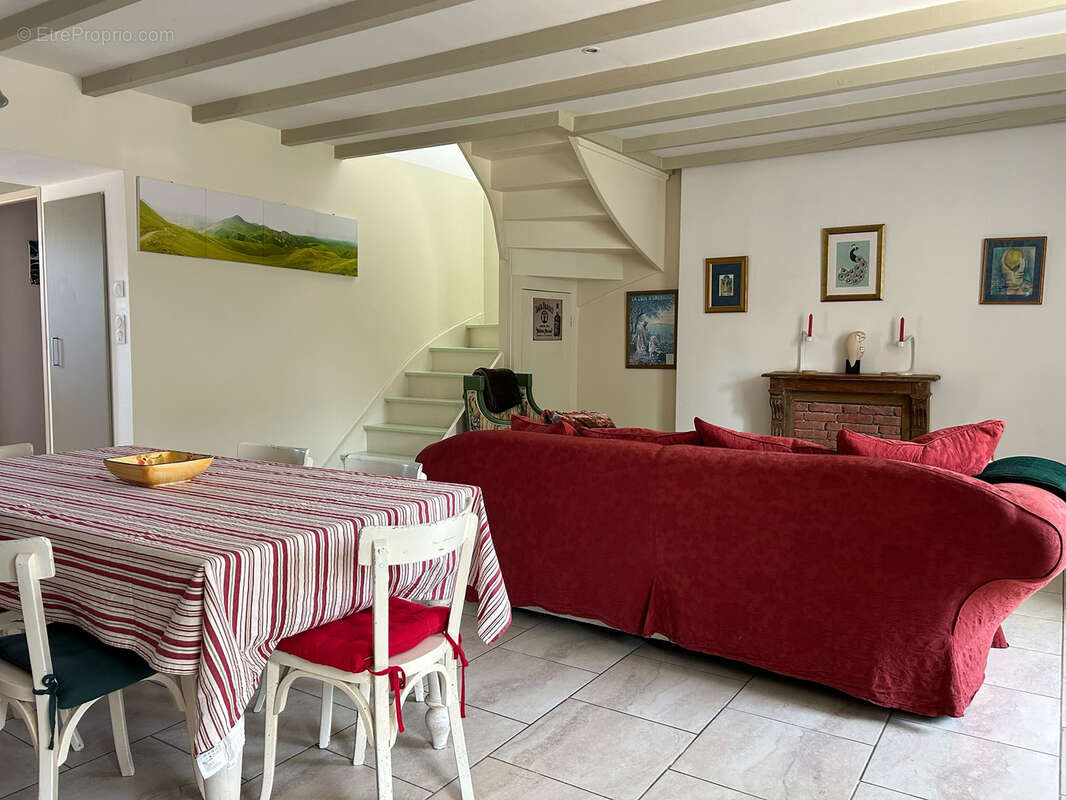 Créhen : Maison en pierres - photo 7