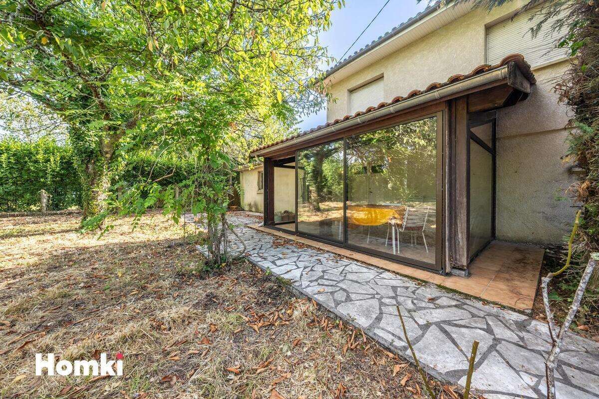 Maison à BLANQUEFORT