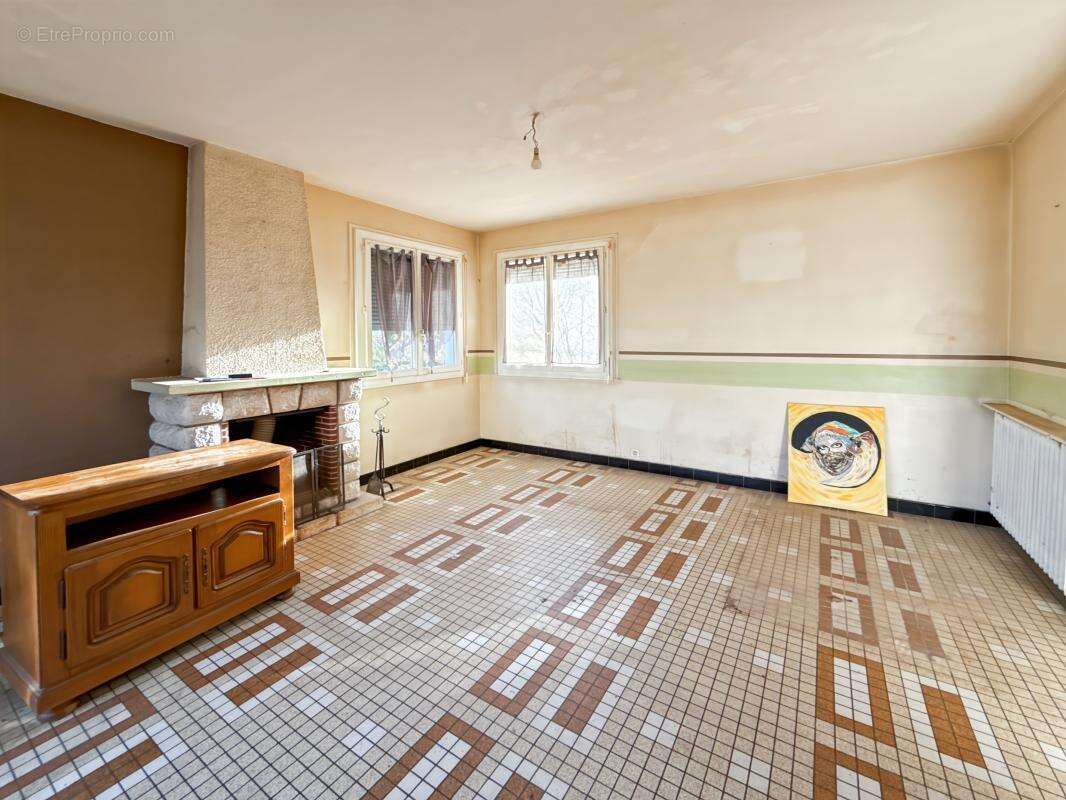 Maison à RAZAC-SUR-L'ISLE