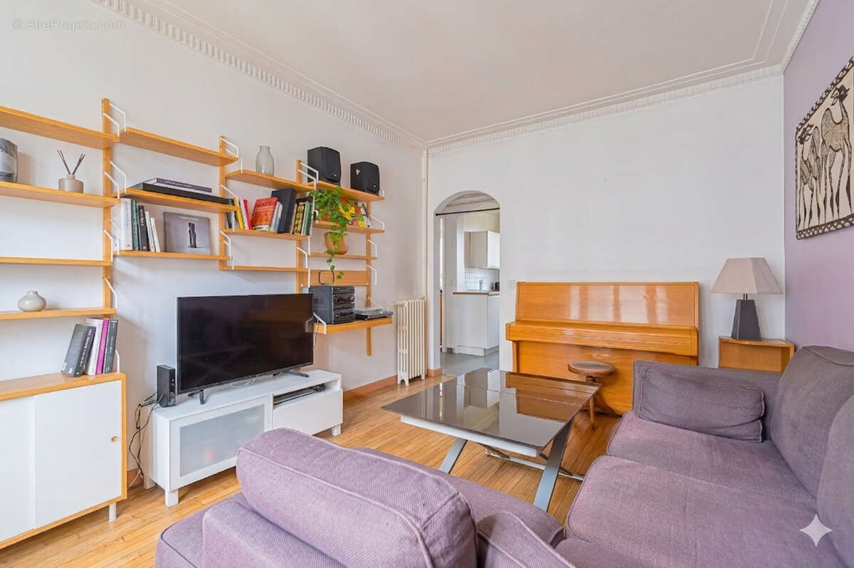 Appartement à PARIS-18E