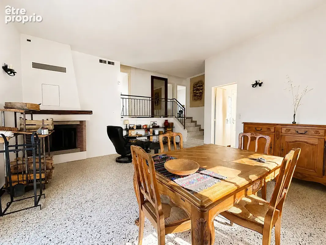 NAUZAN PLAGE - Maison familiale de 6 pièces avec garage - photo 9
