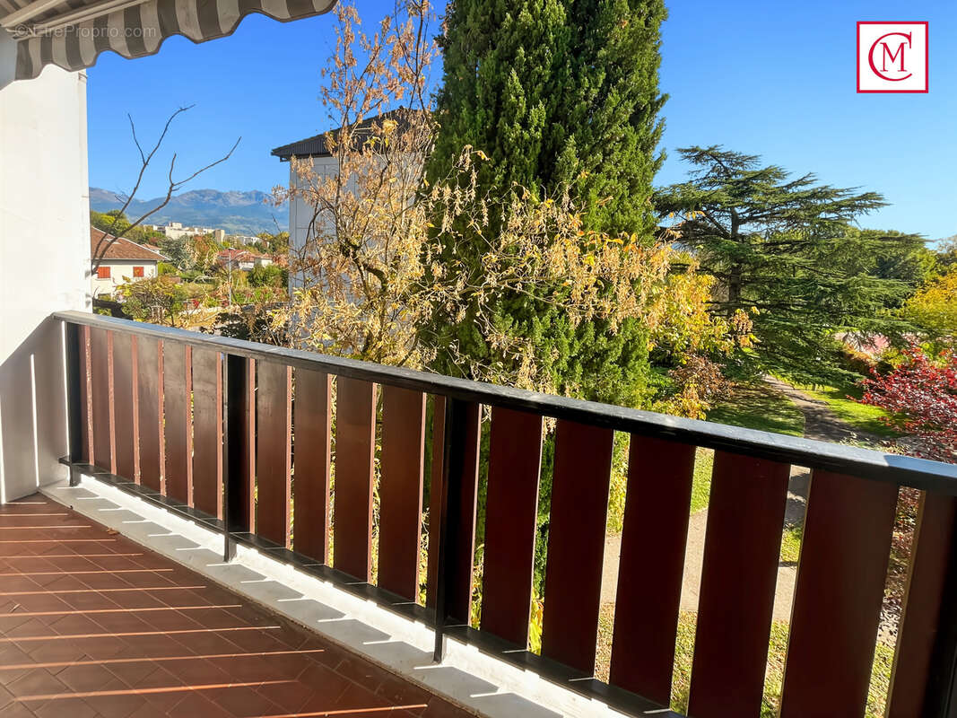 Appartement à LA TRONCHE