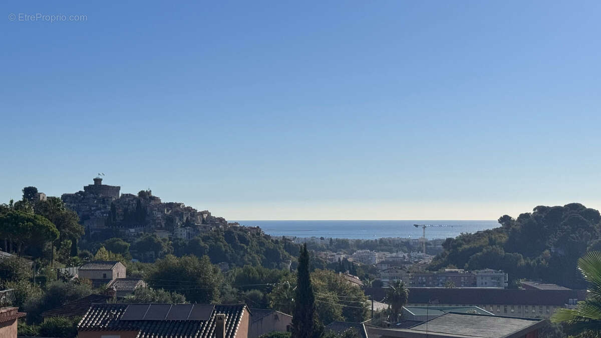 Maison à CAGNES-SUR-MER