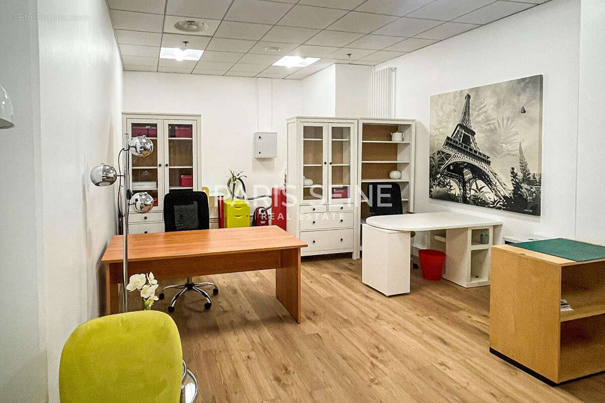 Bureaux - vente -  Paris 6 - 38 m2 - photo 2