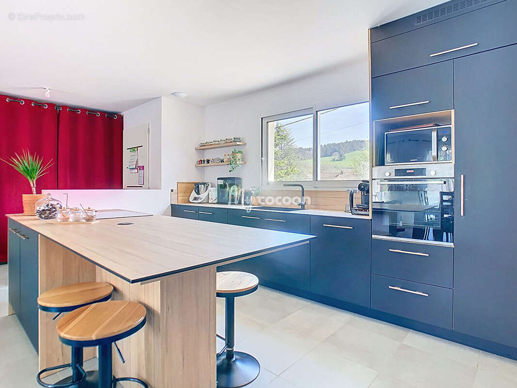 Maison à MEILLONNAS