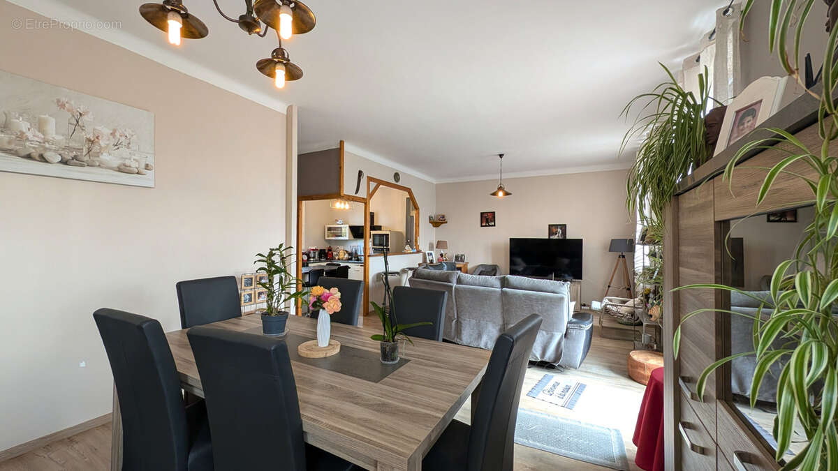 Maison à LA COURONNE