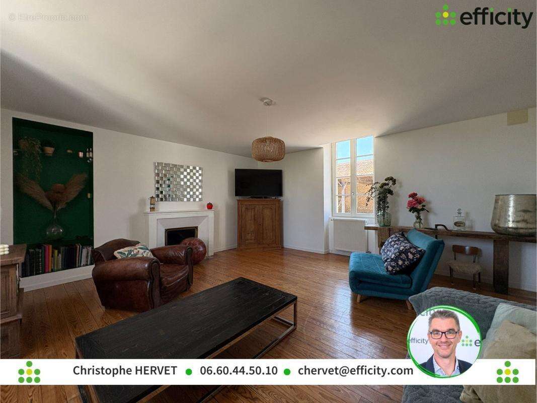 Maison à SAINT-SATURNIN