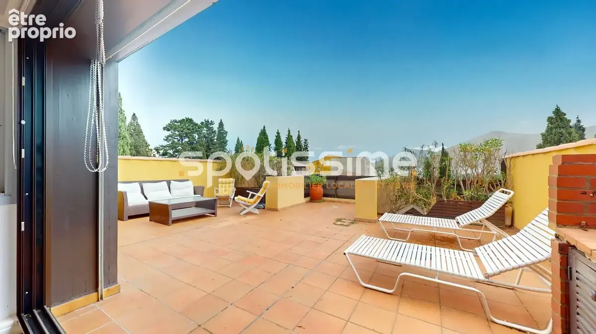 Cap d'Agde  Tennis Village - Bien atypique et coup de cur avec immense terrasse et volumes exceptionnels - photo 8