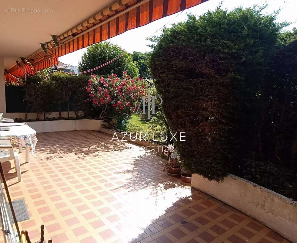 Appartement à BEAULIEU-SUR-MER