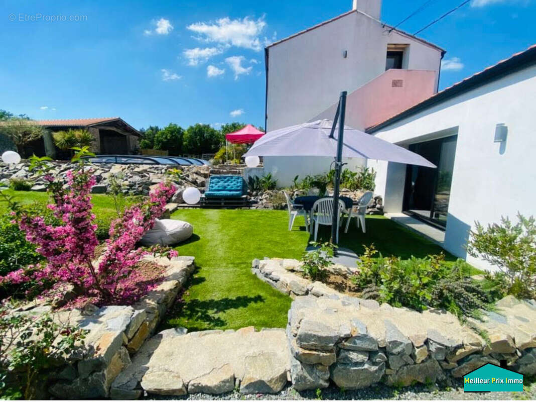 Maison à SAINT-MARS-DE-COUTAIS