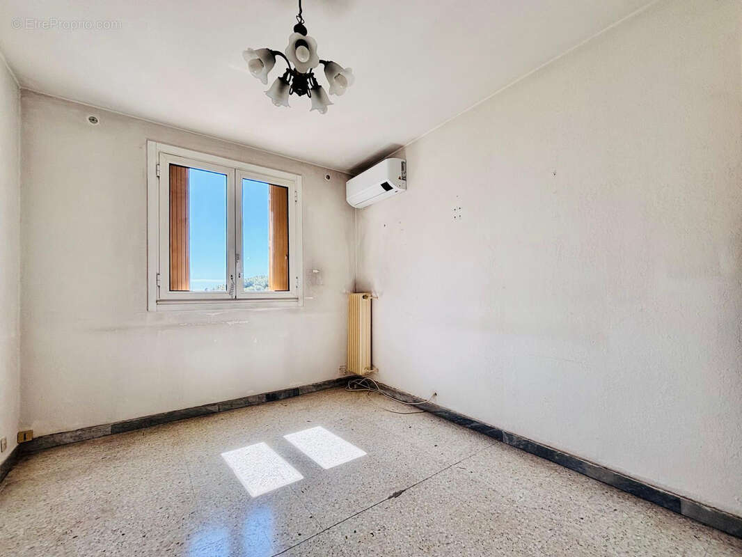 Appartement à MARSEILLE-10E