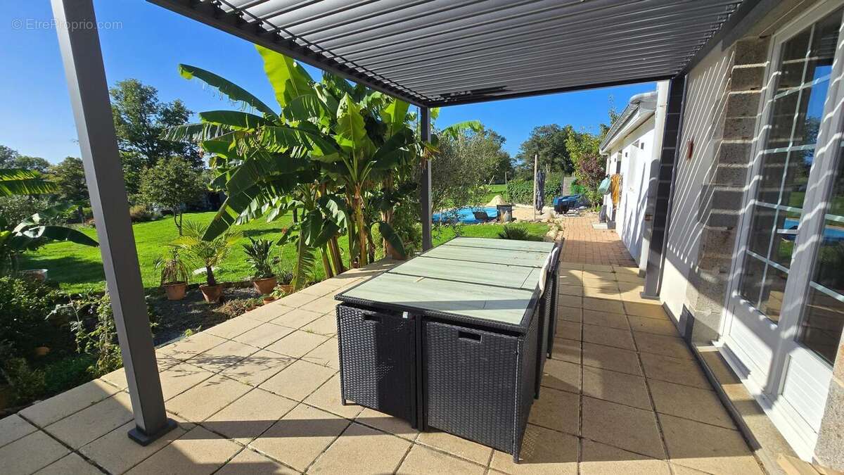 Photo 5 - Maison à LATHUS-SAINT-REMY