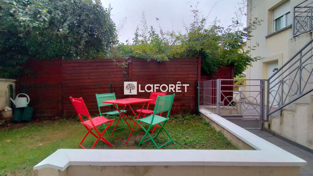 Appartement à FONTENAY-SOUS-BOIS