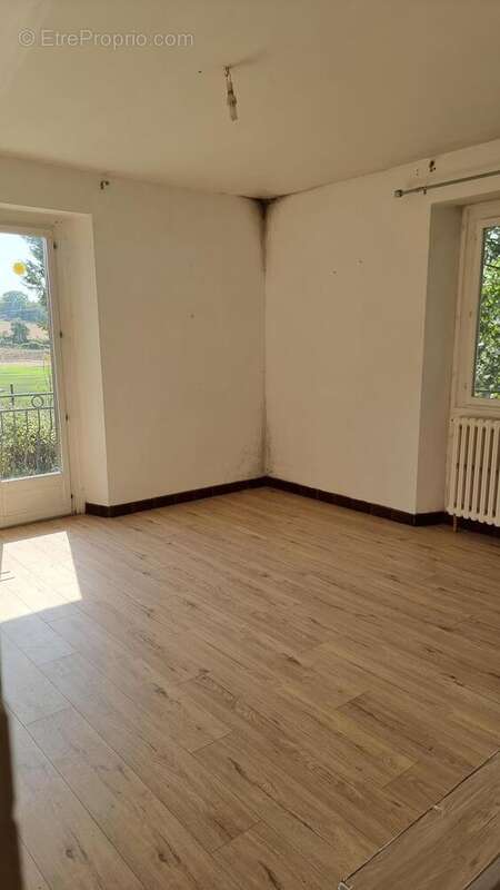 20250809163245 - Maison à LACAPELLE-MARIVAL