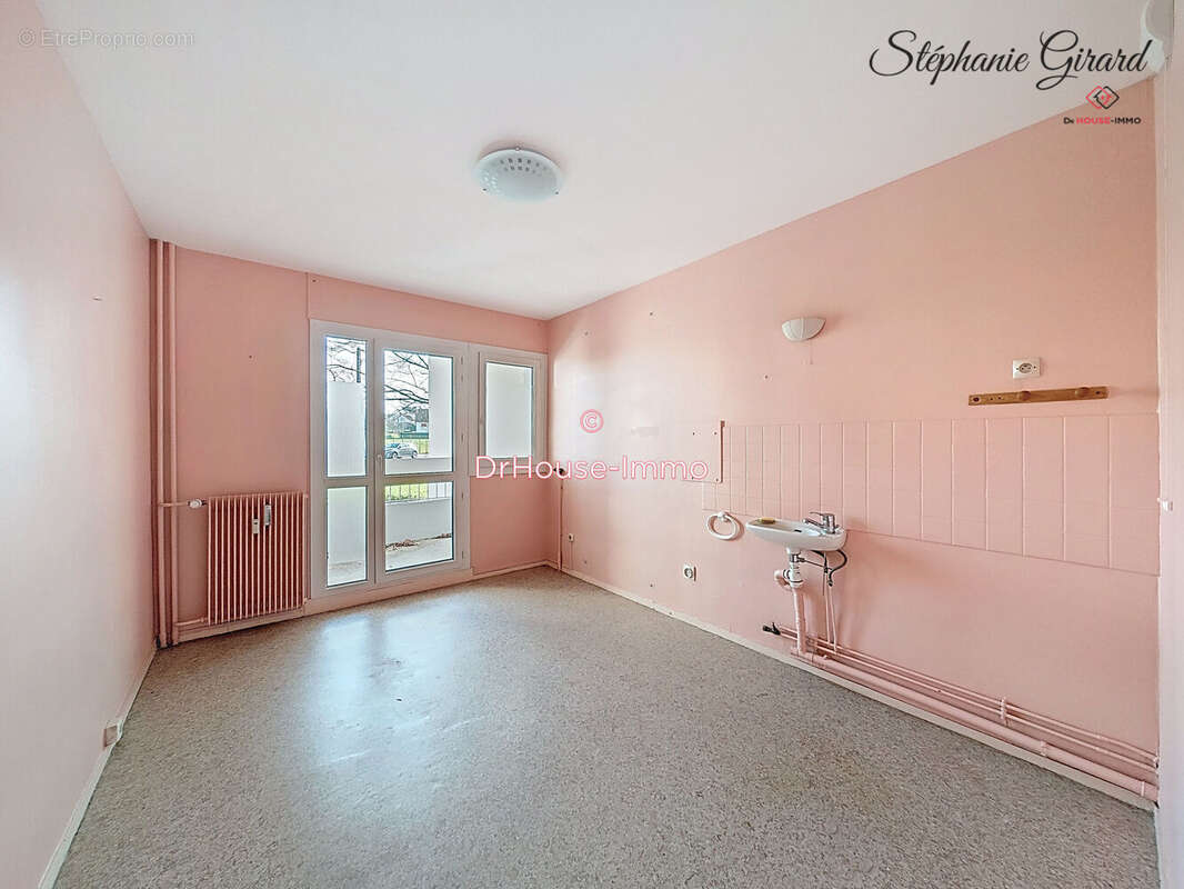 Appartement à FLEURY-LES-AUBRAIS