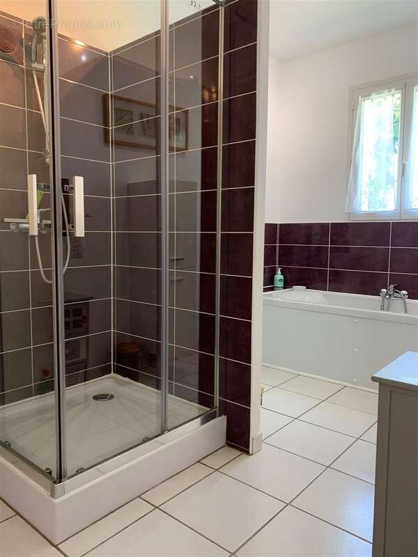 Maison à LA FEUILLEE