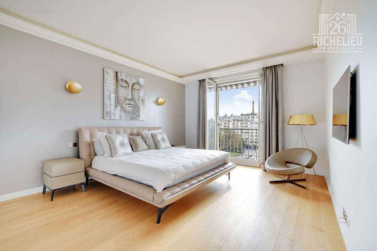 Appartement d'exception  de 210 m2  Avenue Foch vue Tour Eiffel - photo 5