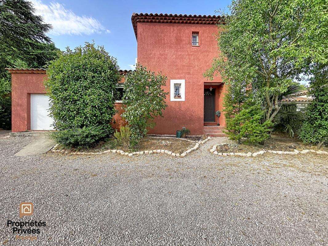 Villa T4 108m² - Saint-Maximin-la-Sainte-Baume - Terrain 500m² - Suite parentale RDC - 424 000 FAI - photo 2