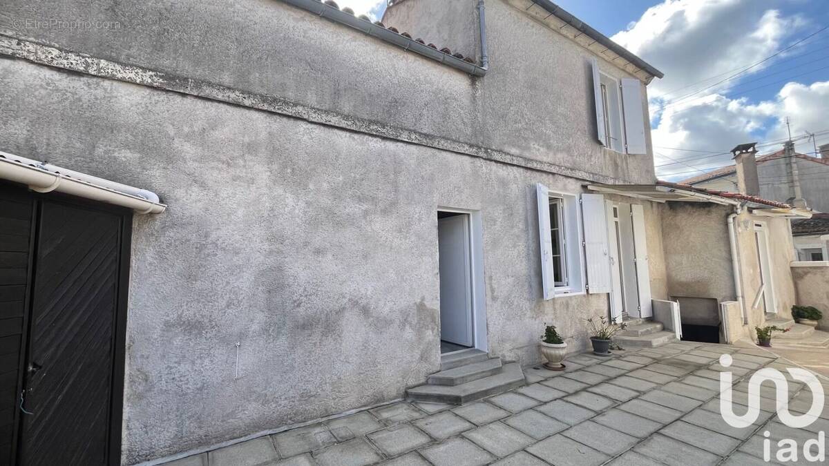 Photo 1 - Maison à SOYAUX