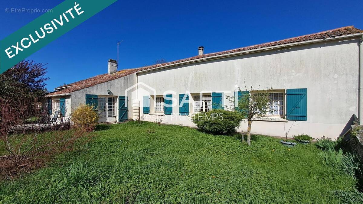 Photo 1 - Maison à BOUILLE-COURDAULT