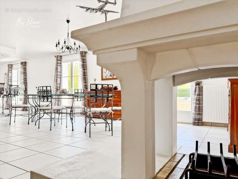 Maison à CLAYE-SOUILLY