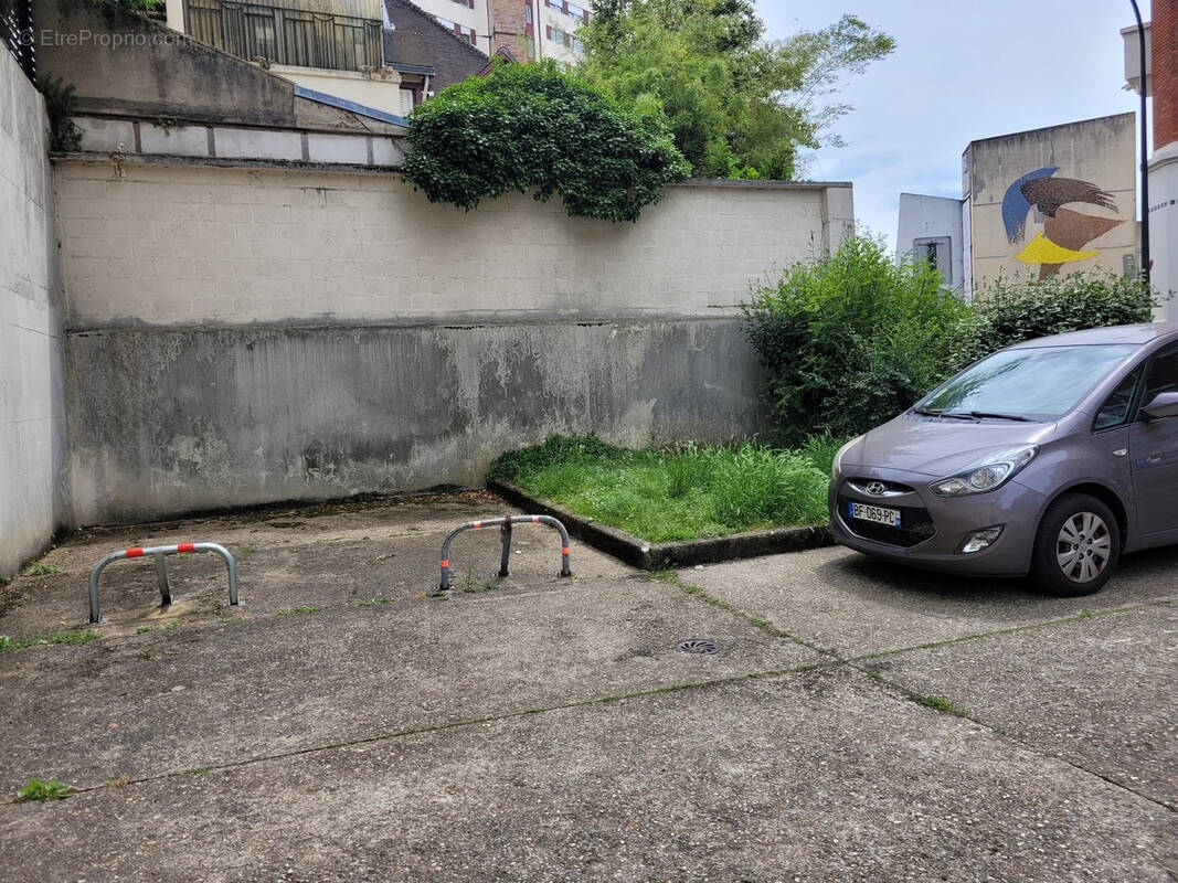 Parking à VANVES