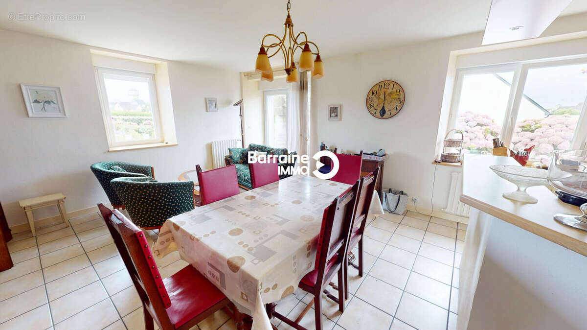 Roscoff  Maison  avec appartement indépendant et beau potentiel d'évolution - photo 5