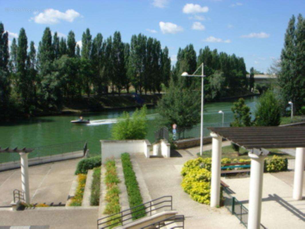 Appartement à NEUILLY-PLAISANCE