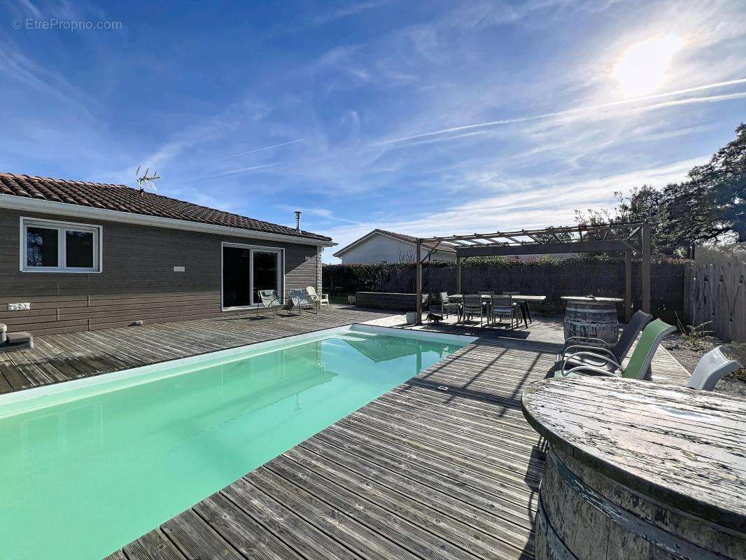 Maison à TOSSE