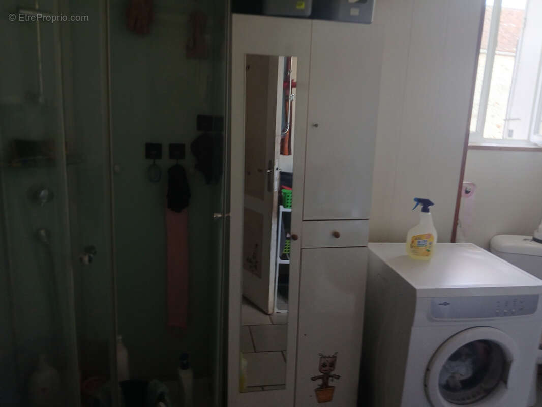 Appartement à JOUY-LE-CHATEL