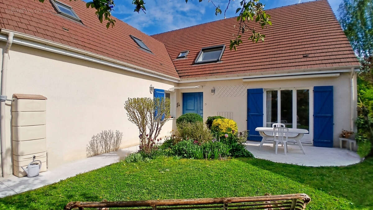 Maison à MARCOUSSIS