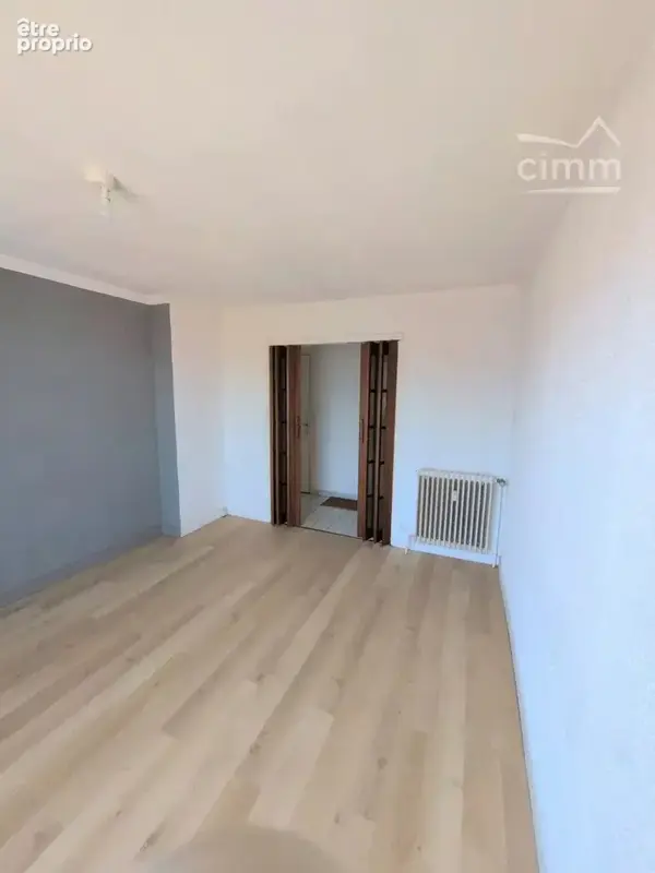 T3 de 57 m² - Beau potentiel de rénovation ou d'investissement locatif - photo 9